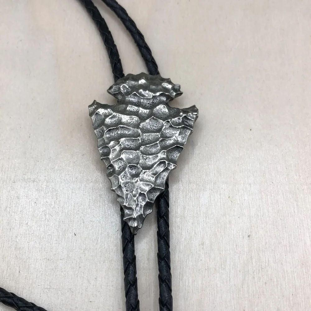 Hammered arrow southwestern corded bolo necklace-unisex-statement